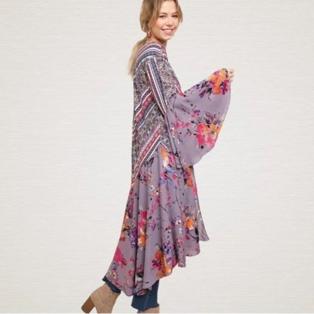 umgee Floral Print Open Front Long Kimono with Bell Sleeve Large